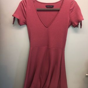 Abercrombie and Fitch mauve pink dress